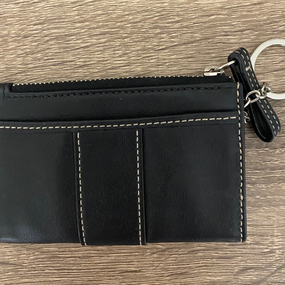 Coach pouch - Picture 2 of 2